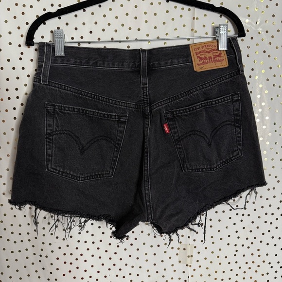 Levi's Black Shorts - Picture 6 of 7